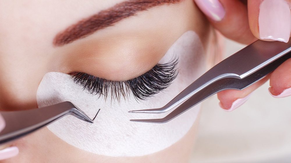 Eyelash extension service
